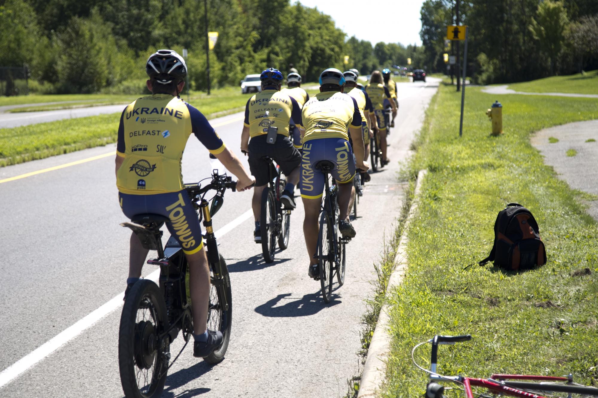 "Искренность местных просто поражала!": украинцы проехали 10 тысяч километров по Канаде и США и побывали в 430 городах